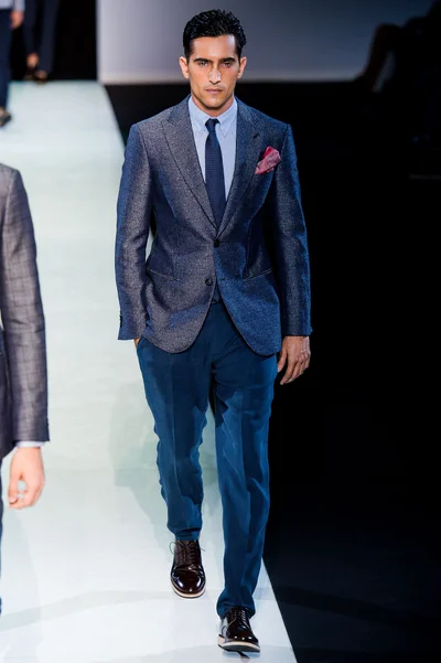 Look 12